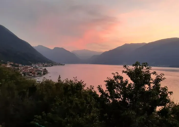 The Nest - Lovely With Private Garden Lezzeno