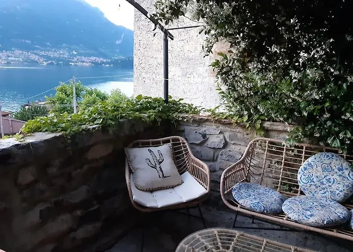 The Nest - Lovely With Private Garden * Lezzeno